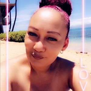 ‼️ Meet your Posh Ambassador‼️